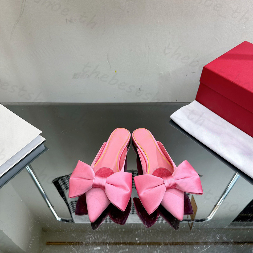 디자이너 슬리퍼 고품질 여성 샌드일 패션 브랜드 활 디자인 뮬 반 슬리퍼 편안한 다목적 실내 야외 플랫 신발