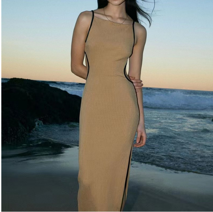 Europeiska och amerikanska sydasiatiska sommarkvinnors ärmlösa rygglösa stropplösa smala passande lång sexig elegant stilklänning