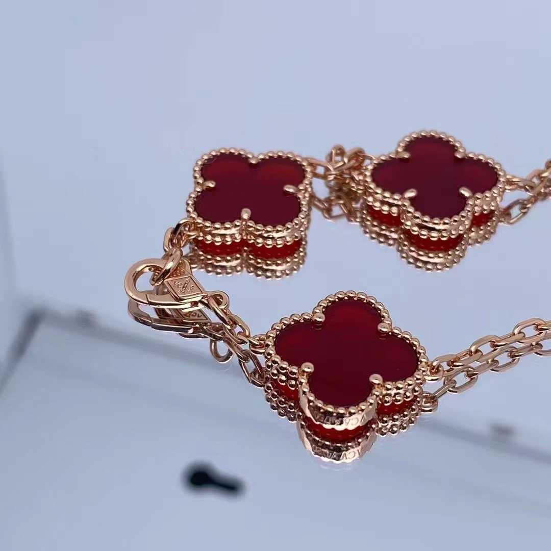 Designer Van Cl-Arp Bracelet V Gold High Edition Fanjia Five Flower Clover Female White Fritillaria Red Agate Diamond Lifting Live Broadcast