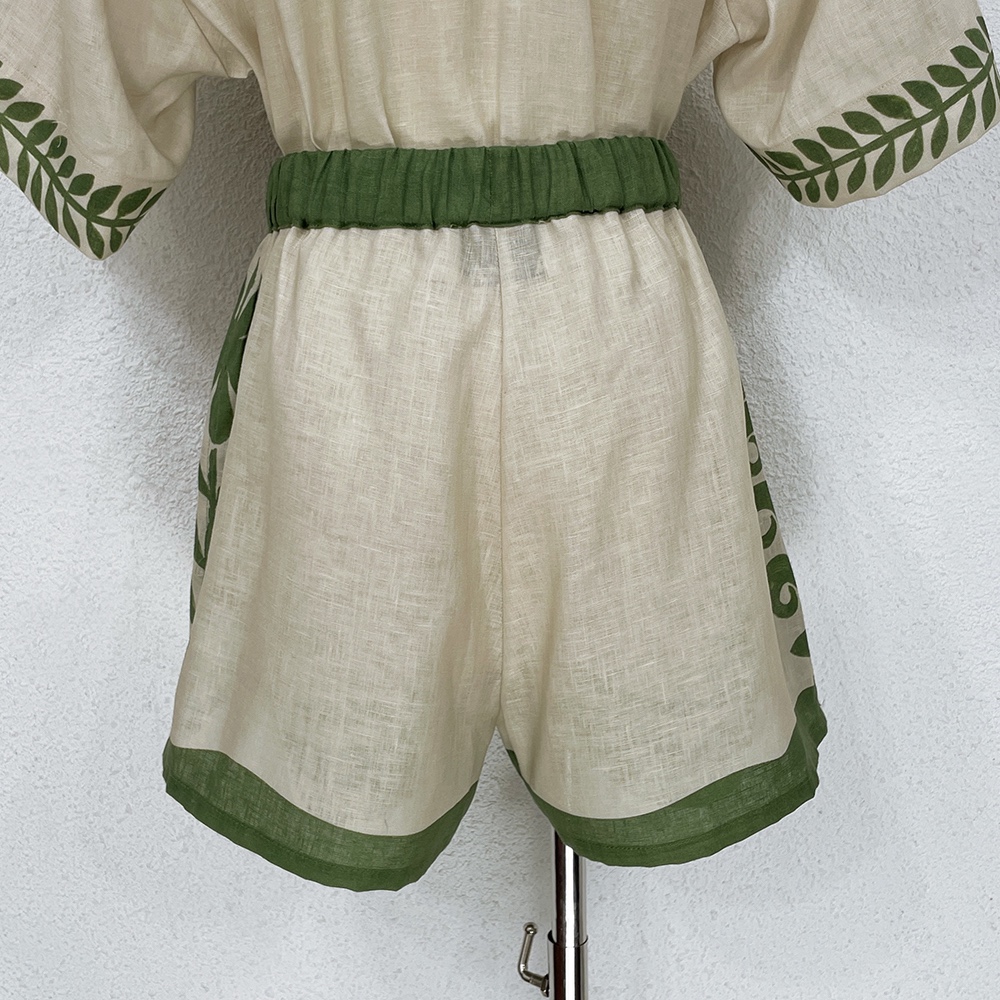 1.12 Blusa de linho com estampa de folhas verdes para férias na praia ou shorts de cintura alta com cordão conjunto feminino