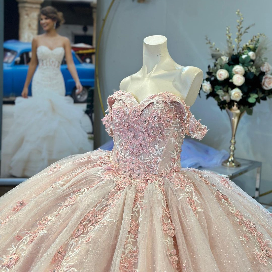 Luxe Roze Quinceanera Jurk 2024 3D Bloemen Uit De Schouder Prom Jurken Prinses Baljurken Vestido De 15 Custom Made