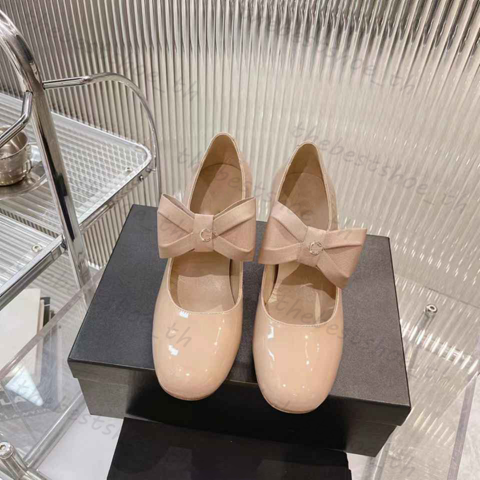 Designer Dress Shoes Classic Brand Round Toe Block Heel High Heels Fashionable Women Spring Autumn Bow Decorated Mary Jane Shoes