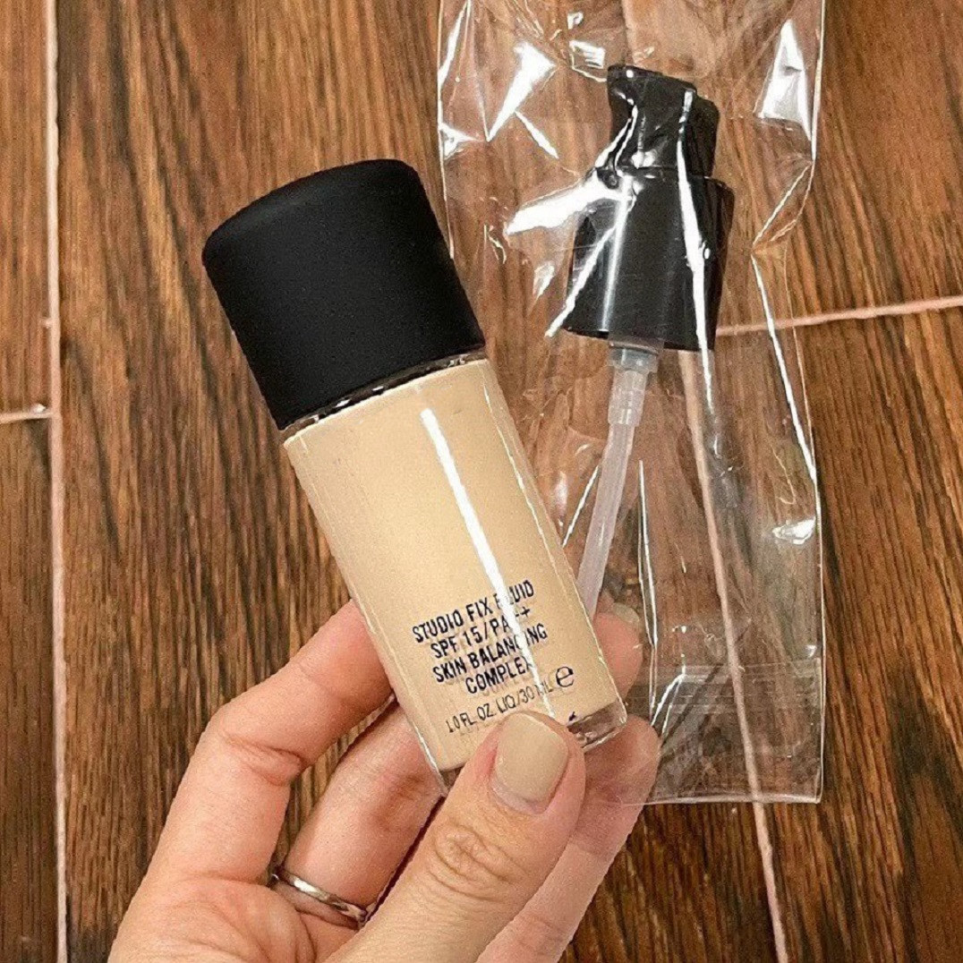 Liquid Foundation N12 N18 NC15 NC20 Makeup Foundations Fond De Teint 30ml