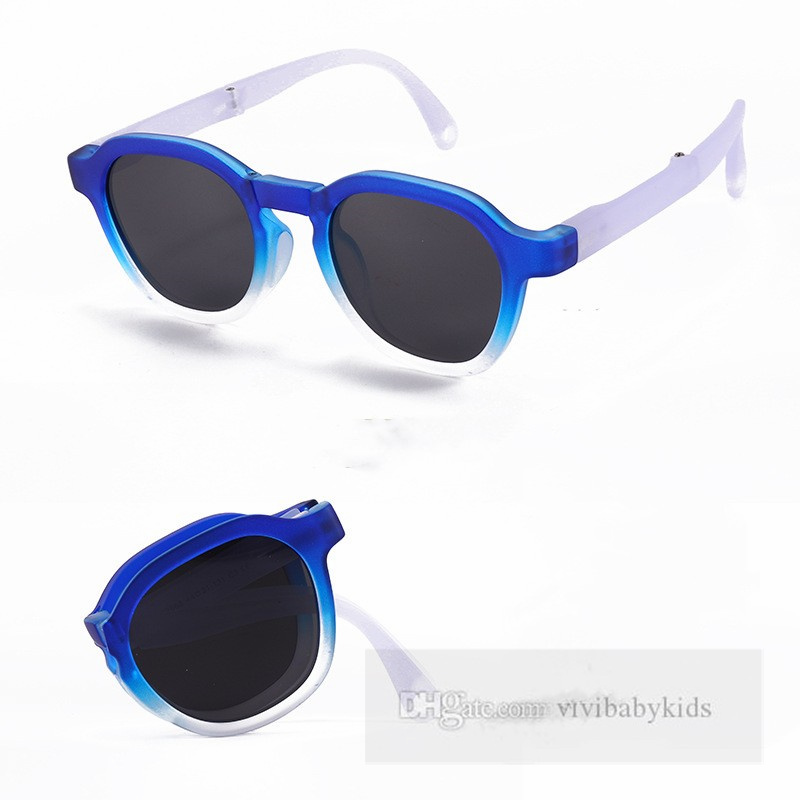 Moda kızlar katlanabilir güneş gözlükleri çocuklar gradyan yuvarlak çerçeve uV UV 400 plaj gözlük 2024 çocuk güneş kremi çocuklar kutuplaşmış güneş gözlükleri z6664