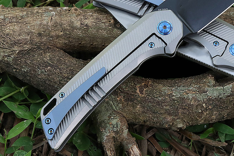 MM7640 High-End-Flipper-Klappmesser, Klinge mit M390-Titanbeschichtung, CNC-TC4-Titanlegierungsgriff, Kugellager, schnell zu öffnendes EDC-Taschenmesser