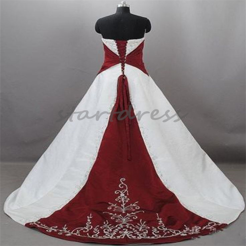 Romantic Burgundy With White Wedding Dress Gothic Sexy Strapless Satin Embroidery Wedding Gowns Elegant Corset Lace Up Castle Bridal Dress Victorian Bride 1950s