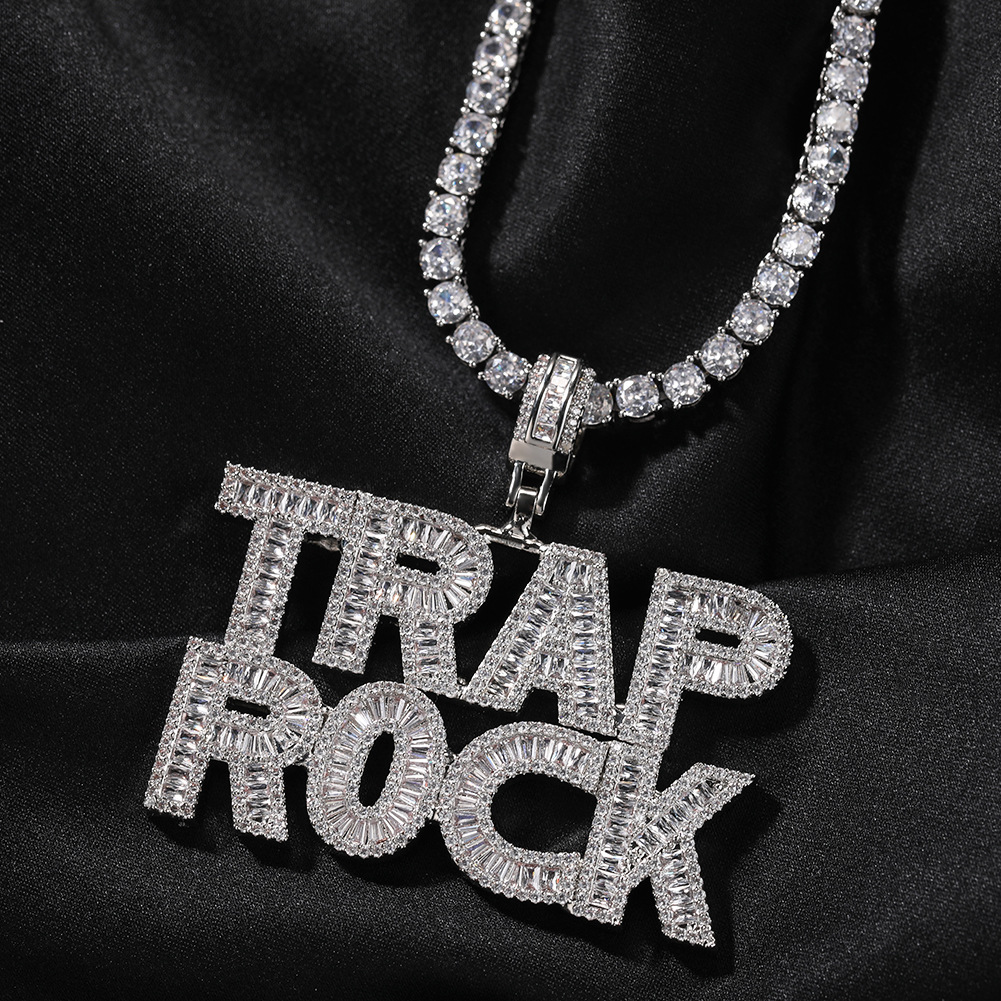 DIY A-Z Anpassade små bokstäver Namn Pendant Necklace T Cubic Zircon Hip Hop 18k Real Gold Plated SMYELLT
