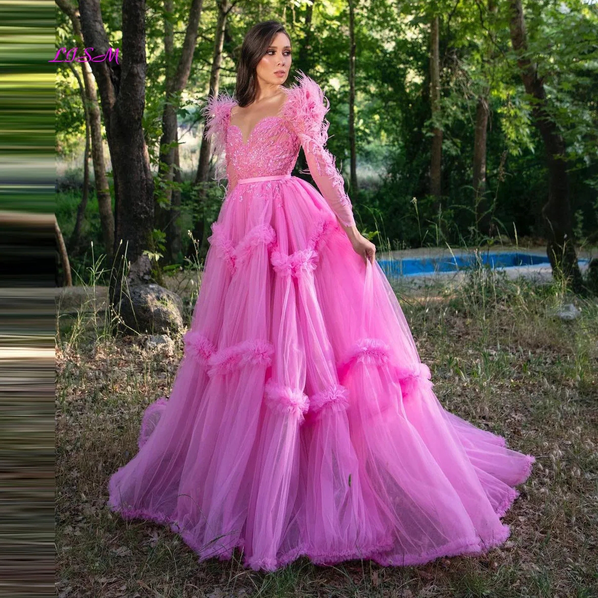 Hot Pink Dubai Prom Jurken Baljurk Lange Mouwen Met Veren Sweetheart Ruches Zachte Tule Formele Avondjurken YD