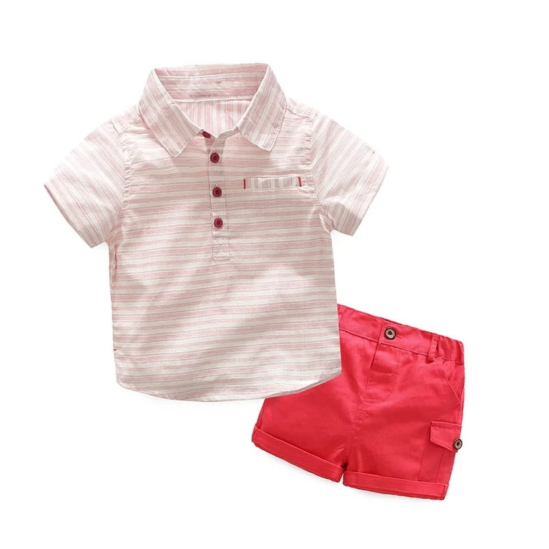 Set di vestiti estivi ragazzi Completi ragazzi delicati T-shirt a righe a maniche corte con pantaloncini rossi Abbigliamento bambini