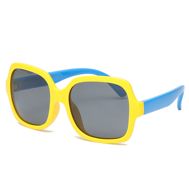 2024 Enfants Silicone Cadre carré Lunettes de soleil Garçons Filles Lunettes de soleil de cyclisme en plein air Mode Enfants Protection UV Plage Sunblock Z6685