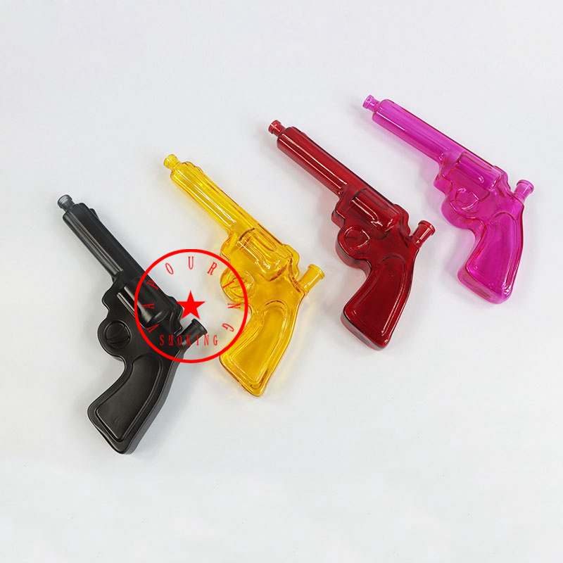 Ultimo fumo colorato Bubbler Vetro spesso Pistola Pistola Tubi a forma di Pistola Olio portatile Filtro Ciotola Portasigaretta Tubo Pipa ad acqua Bolla Mano Bong DHL