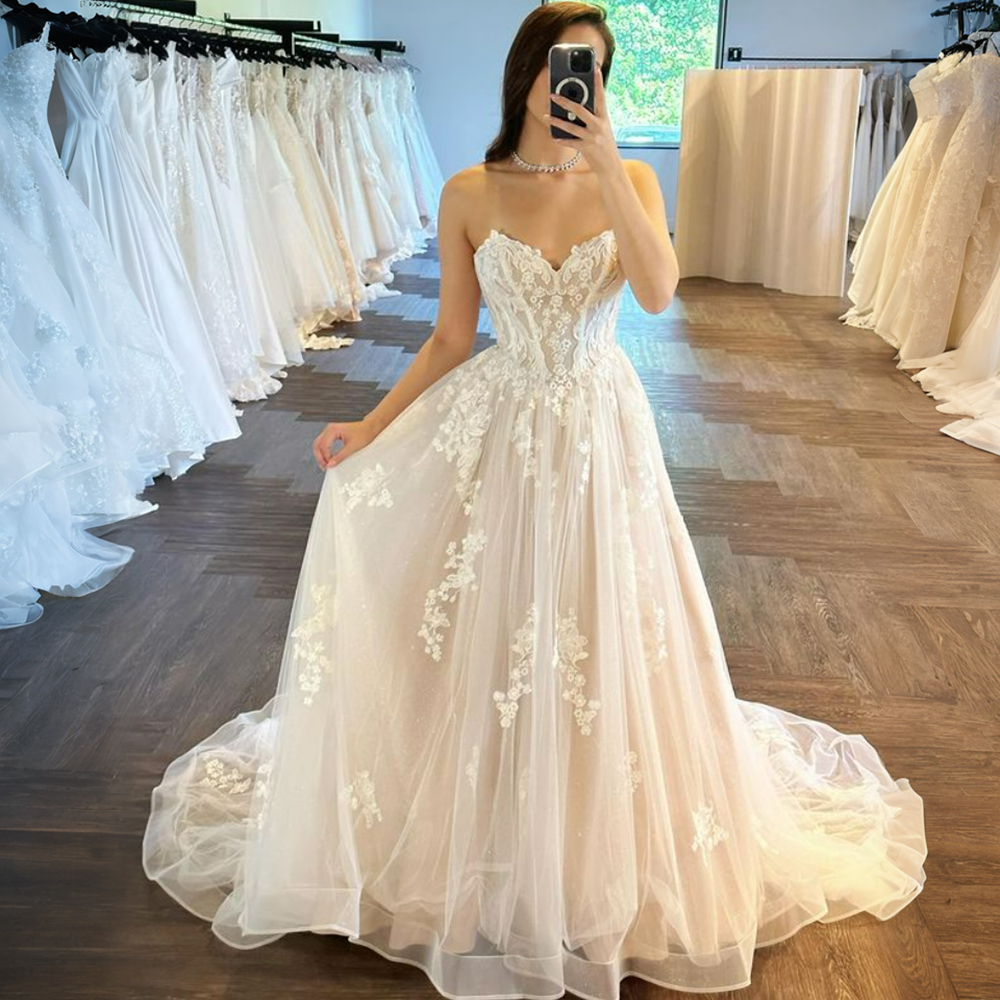 2023 Lastest Wedding Dress for Bride Sleeveless Sweetheart Neckline Appliqued Lace Beaded Tiered Tulle Wedding Gowns for Marriage for Nigeria Black Women NW024