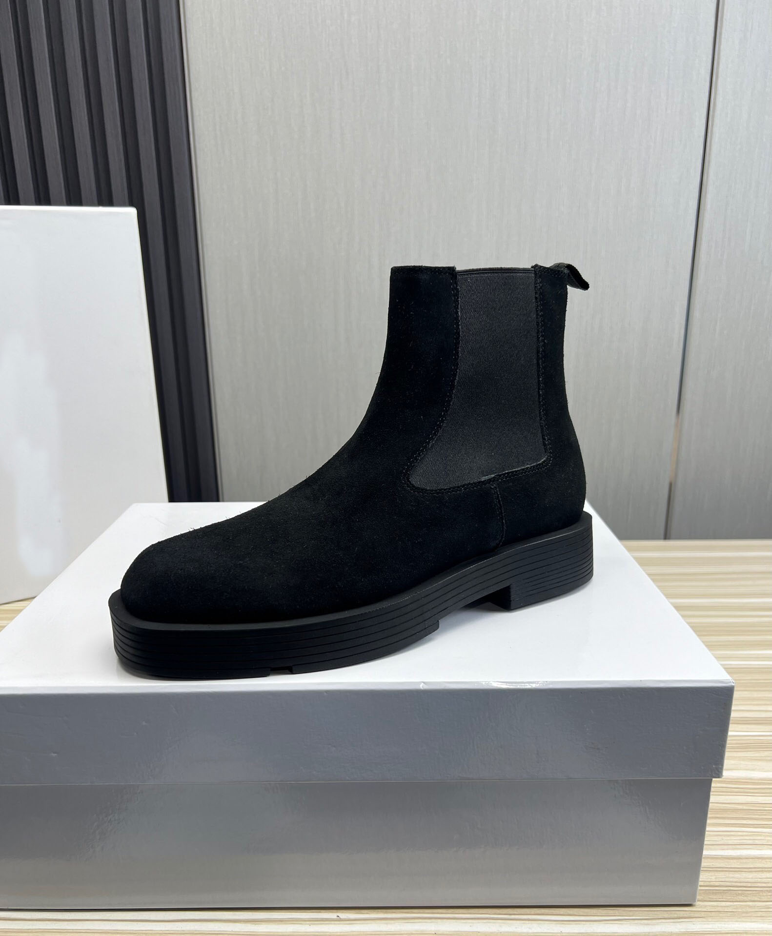 2024 homens botas de tornozelo de alta qualidade masculino formal vestido de festa sapatos masculinos marca designer ao ar livre botas de motocicleta tamanho 38-45