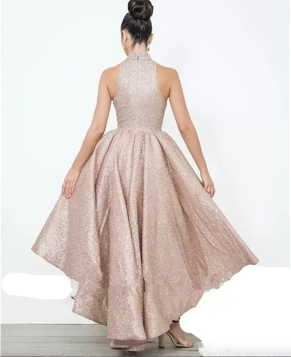 Roségoldene Heimkehrkleider, Neckholder, High-Low-Glitzer, kurze Ballkleider, Cocktailkleid, benutzerdefiniertes Vestido de Novia, Abschlussfeier-Kleider in Übergröße