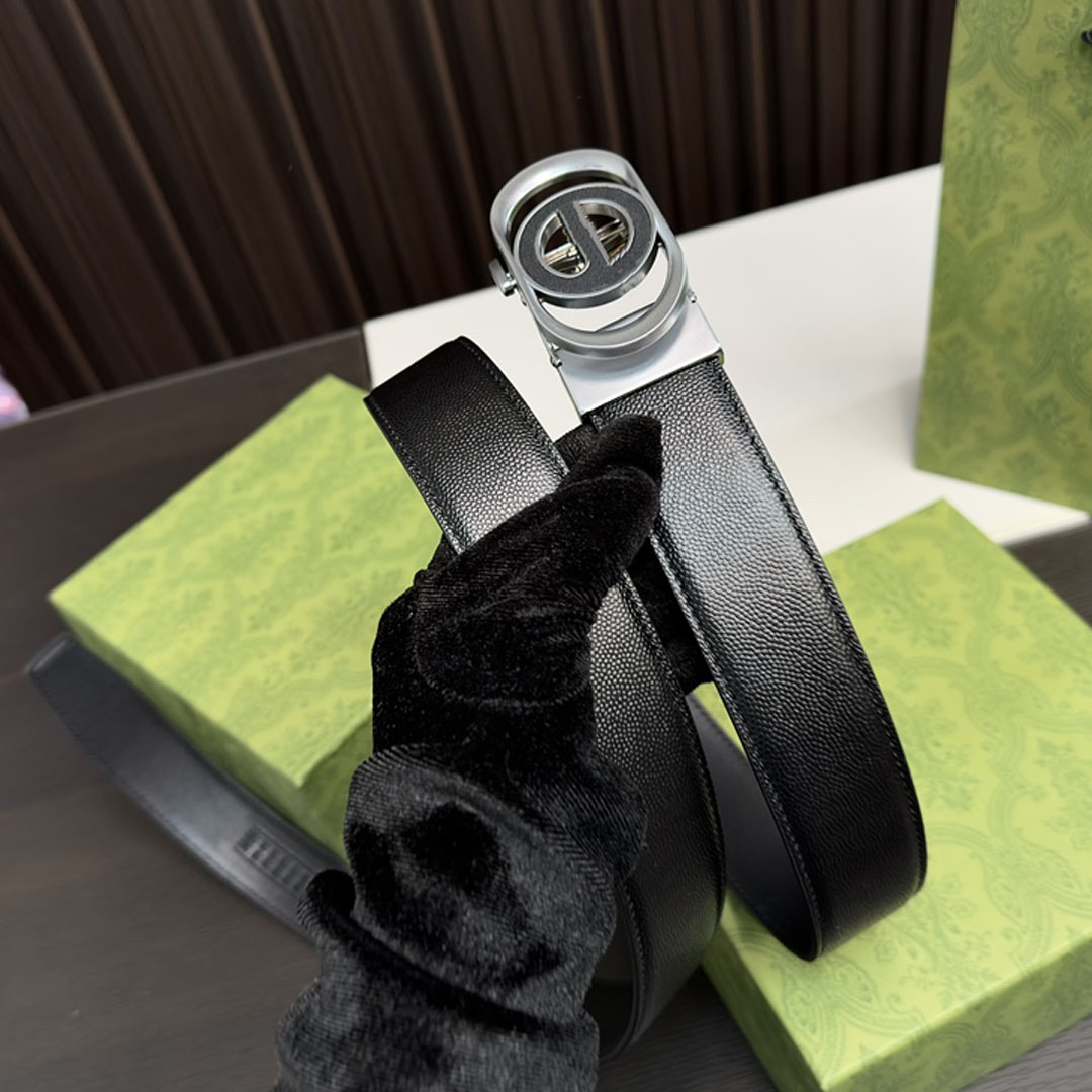 Cinturones de moda para hombre, hebilla automática de aleación con letras doradas y plateadas, cinturón de diseño clásico de alta calidad para negocios
