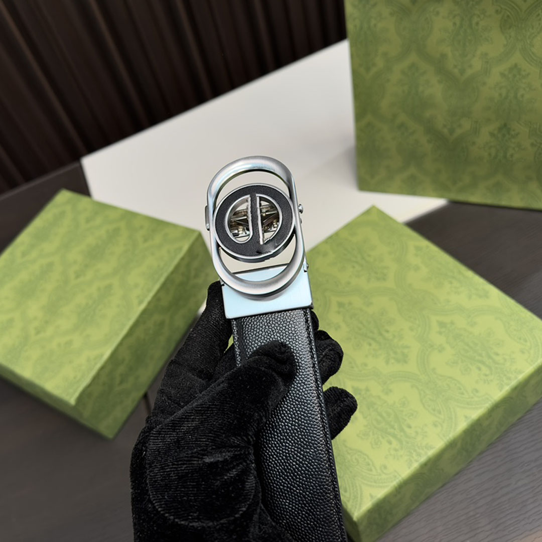 Cinturones de moda para hombre, hebilla automática de aleación con letras doradas y plateadas, cinturón de diseño clásico de alta calidad para negocios