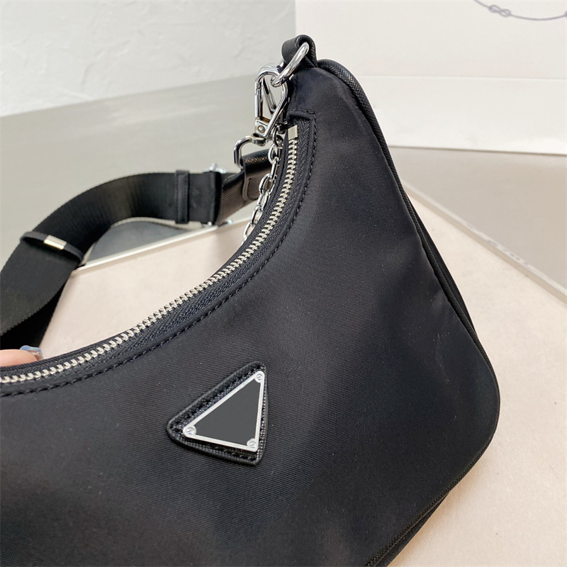 Portable designer shoulder bag for women 2000 white black bags luxurys handbag 2005 Nylon tote chain clutch cross body bag classical nylon armpit messenger bag