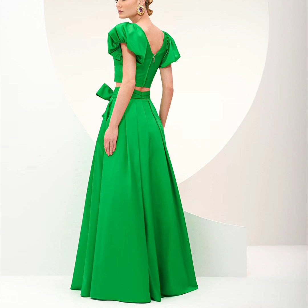 Elegant Long Green Satin Prom Dresses Style A-Line V-Neck Floor Length Pleated Party Dress Maxi Formal Evening Dresses for Women