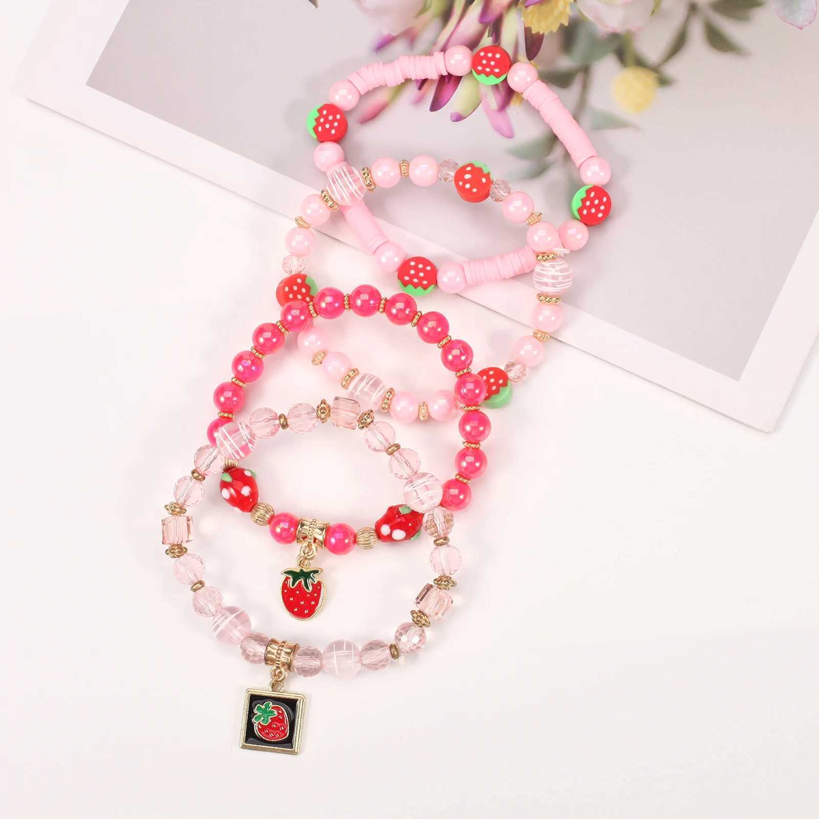 Charm Bracelets Strawberry Pendant Pink Beads Multilayer Stretch Bracelet Cute Fruit Design Hand Decoration Gift For Women