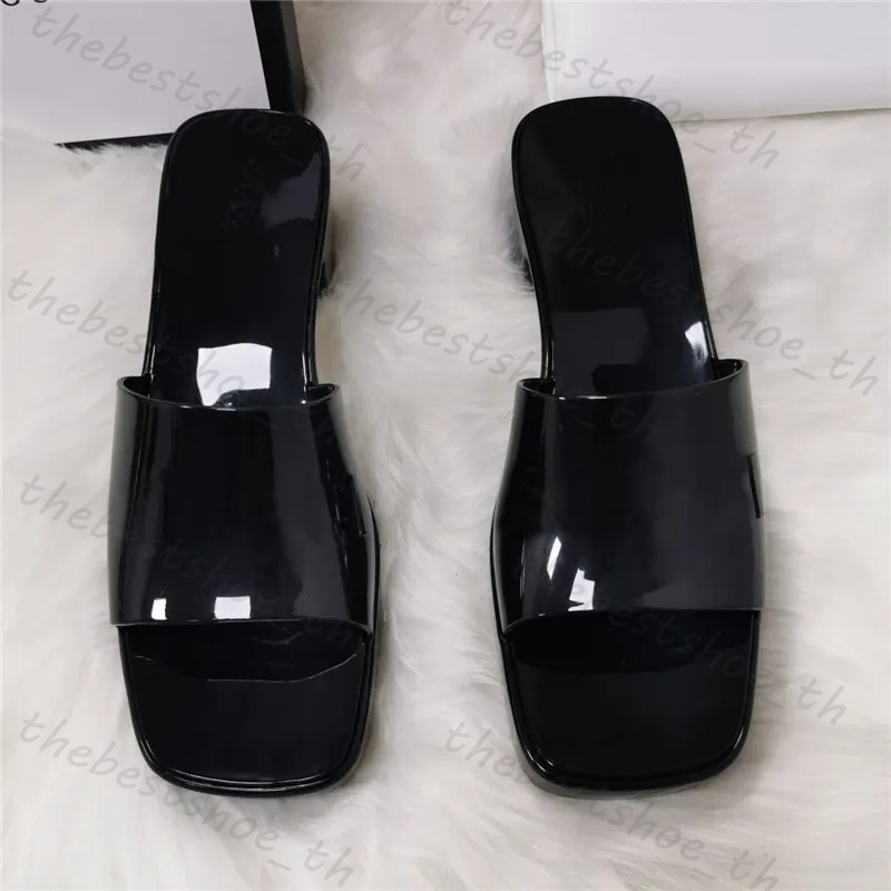 Designer Slippers Thick Rubber Slippers Women Jelly Sandals High Heels Sandals Summer Thick Soled Slippers Beach Slippers Alphabet Candy Color