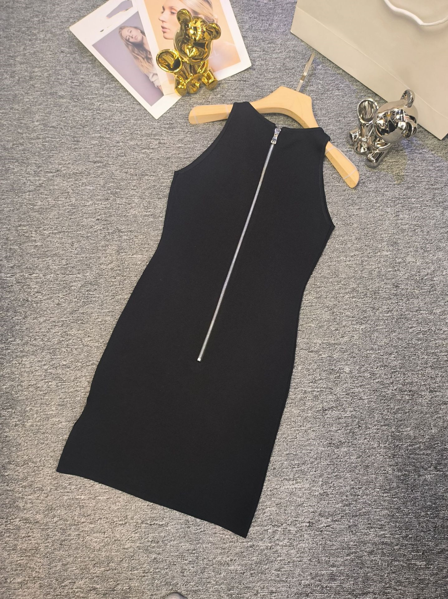 10062 XL 2024 Runway Dress SPring Summer Dress Crew Neck Sleeveless Beads Brand Same Style Womens Dress Fashion High Quality YL