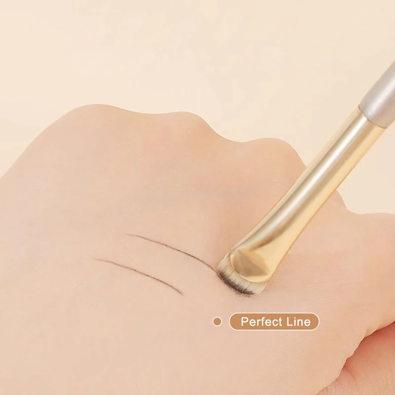 Yuvarlak açılı jel göz kalemi fırçası altın makyaj aracı ahşap saplı yumuşak sentetik saç mükemmel kirpik astar tanımlayıcı