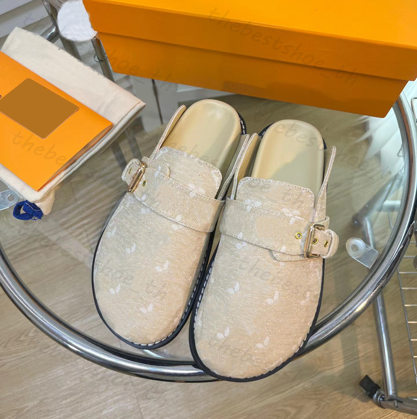 Designer tofflor mysiga komfort tofflor män kvinnor enkla sandaler platt sandaler läder mulor sandaler justerbara remslipper klassiska flip-flops