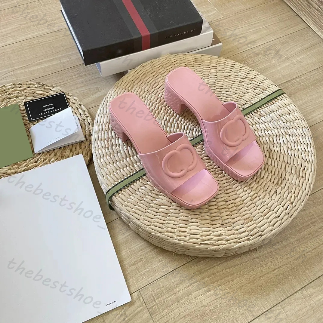 Designer Slippers Thick Rubber Slippers Women Jelly Sandals High Heels Sandals Summer Thick Soled Slippers Beach Slippers Alphabet Candy Color