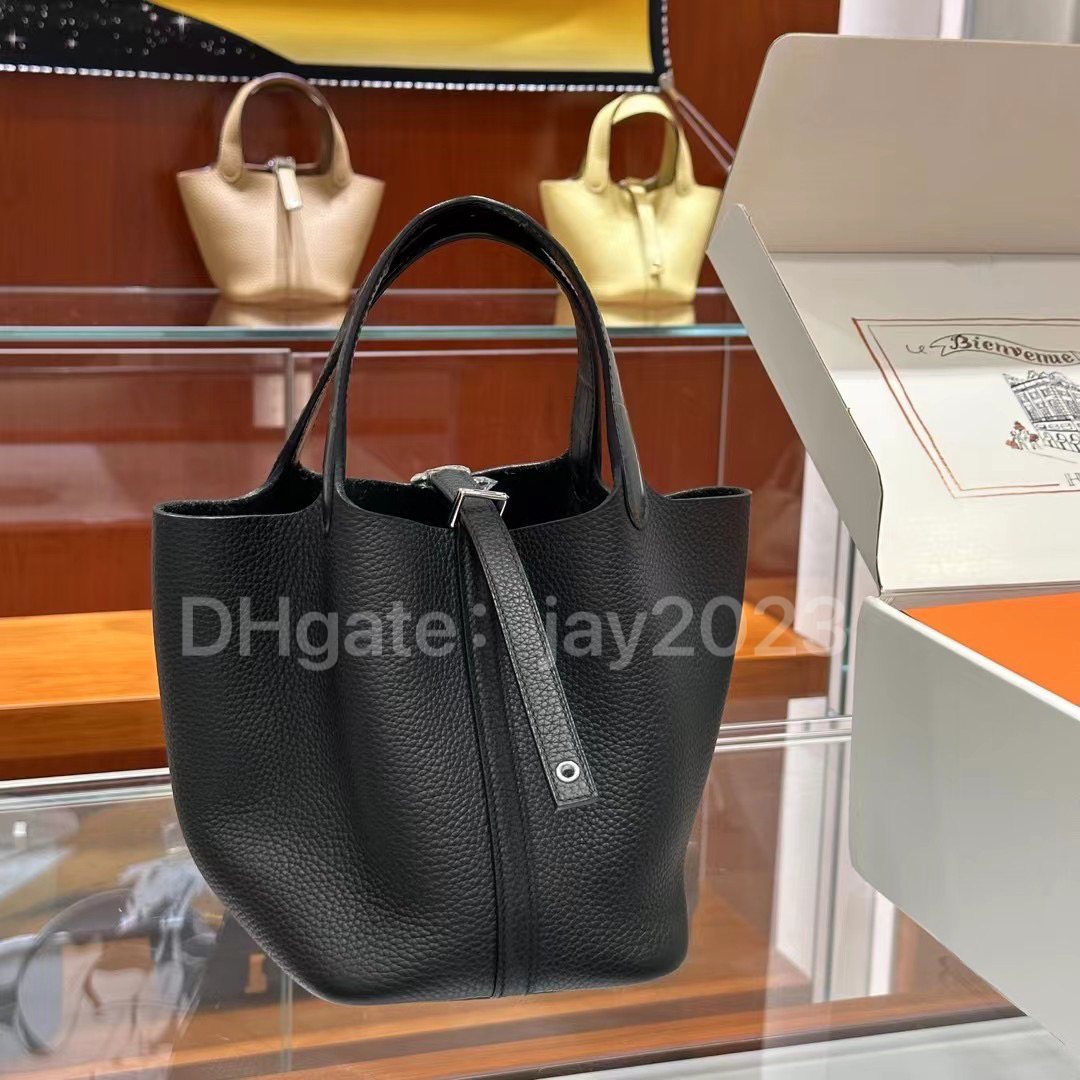 10s Tasche Tasche 18 cm Luxus Designer -Tasche Einfacher leichter Kleidung resistente Beutel handgefertigtes Leder Gemüse Korb Klassische Leder Litschi Design Hand genäht Handtasche