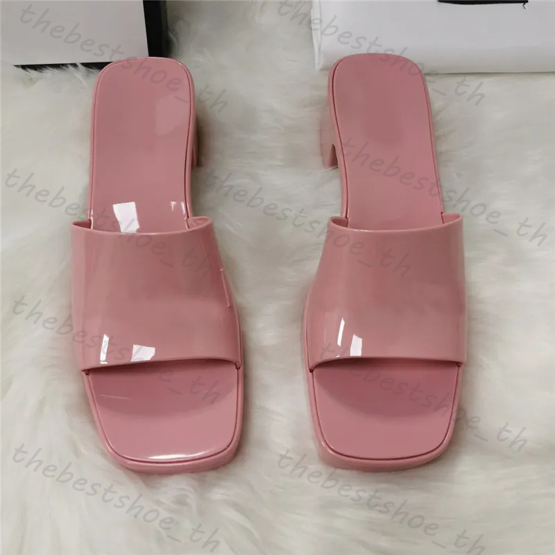 Designer Slippers Thick Rubber Slippers Women Jelly Sandals High Heels Sandals Summer Thick Soled Slippers Beach Slippers Alphabet Candy Color