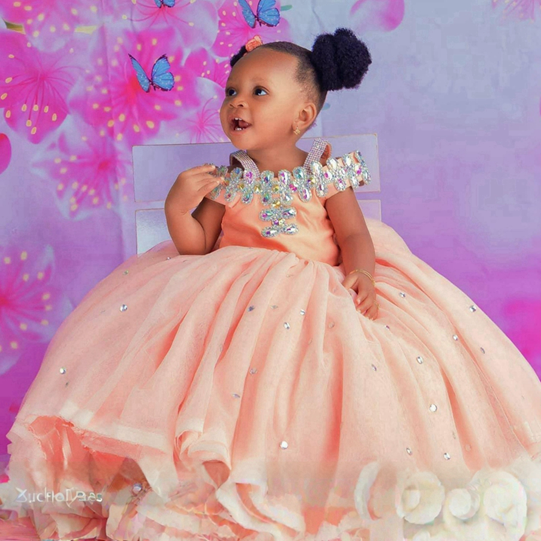 Nuke Pink Flower Girl Dresses Off Shoulder Tulle Rehinestones Ball Gown Princess Flowergirl Gowns Little Kids First Birthday Party Daughter and Mother Dress CF039