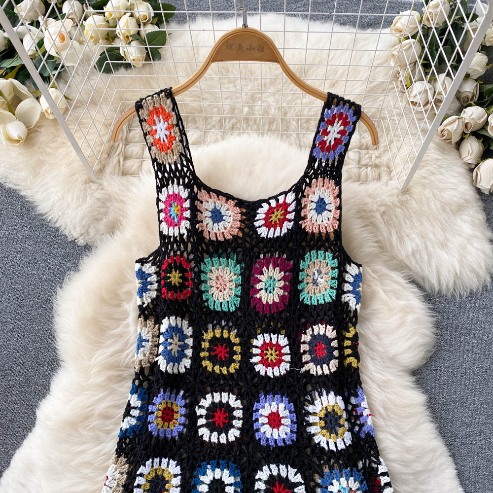 Robe gilet d'été ample tricotée au crochet avec pompon creux pour femmes