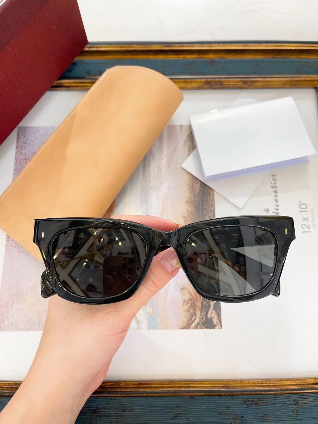 Svarta solglasögon för människokvinna toppkvalitet klassisk retro rektangulär acetatram UV-400 handgjorda solglasögon glasögon med låda lämpliga för resor, körning, affär