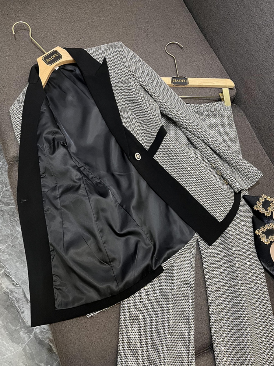 2024 Spring Black Contrast Color Sequins Två stycken byxor sätter långärmad hackad-lapel panelerade blazers topp + långa byxor set två stycken kostymer o4J152325