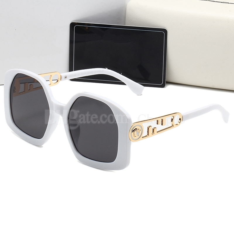 Hot Luxury Sunglasses polaroid lens Designer letter womens Mens sunmmer beach Goggle senior Fashion Eyewear For Women eyeglasses frame Vintage