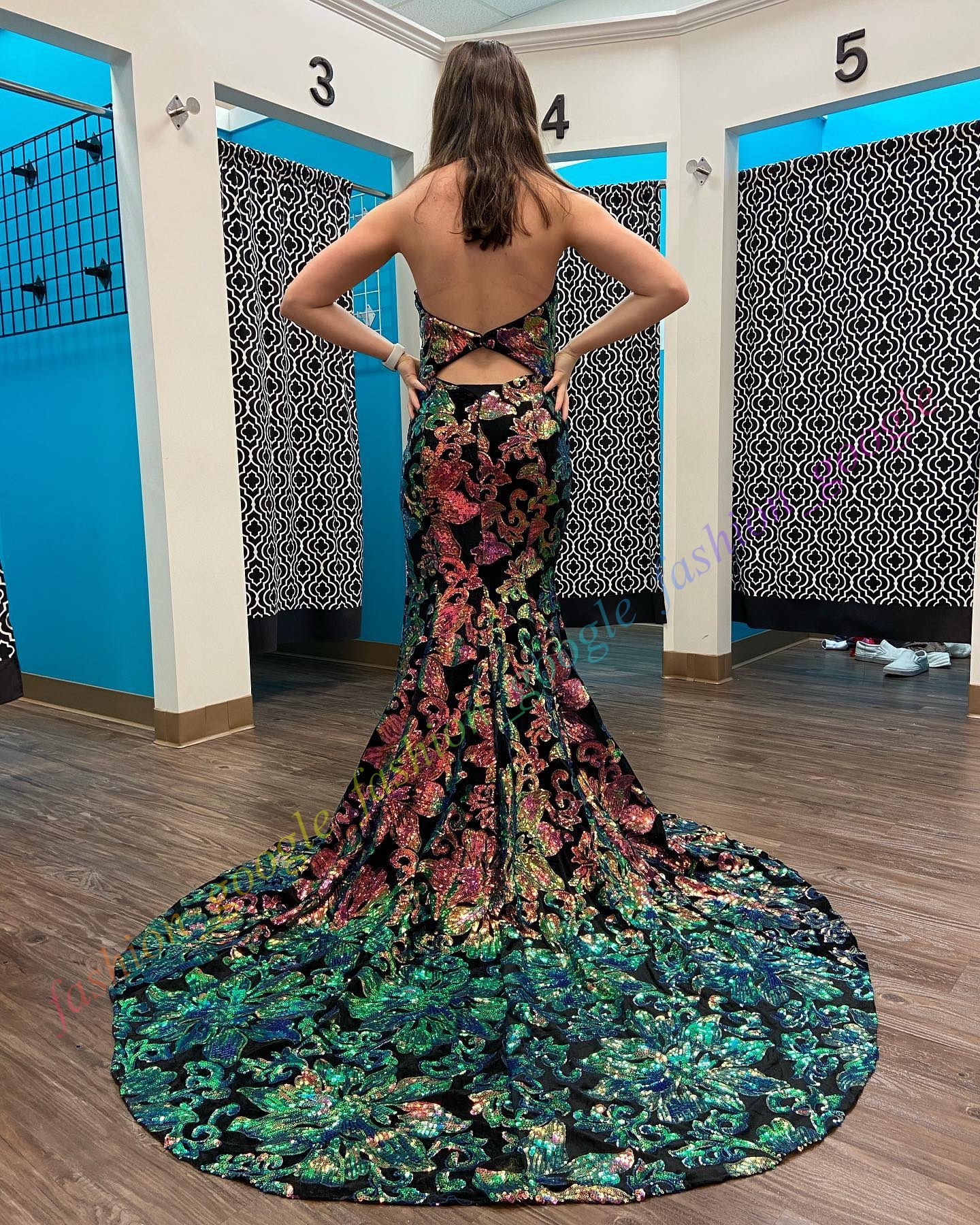 Cross-Halter Evening Dress Slit Floral Pattern Sequin Velvet Long Party Gown Wedding Guest Winter Formal Event Prom Night Special Occasion Gala Pageant Keyhole