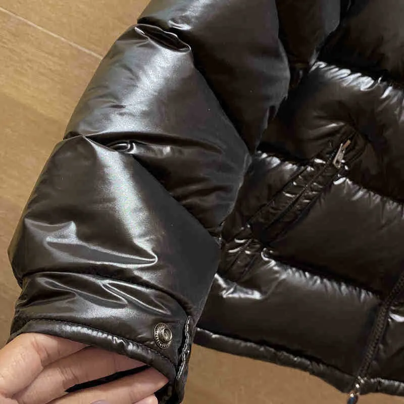 Designer high-quality down jacket men's short winter trend for women couples 90% duck down thickened shiny coat jacket