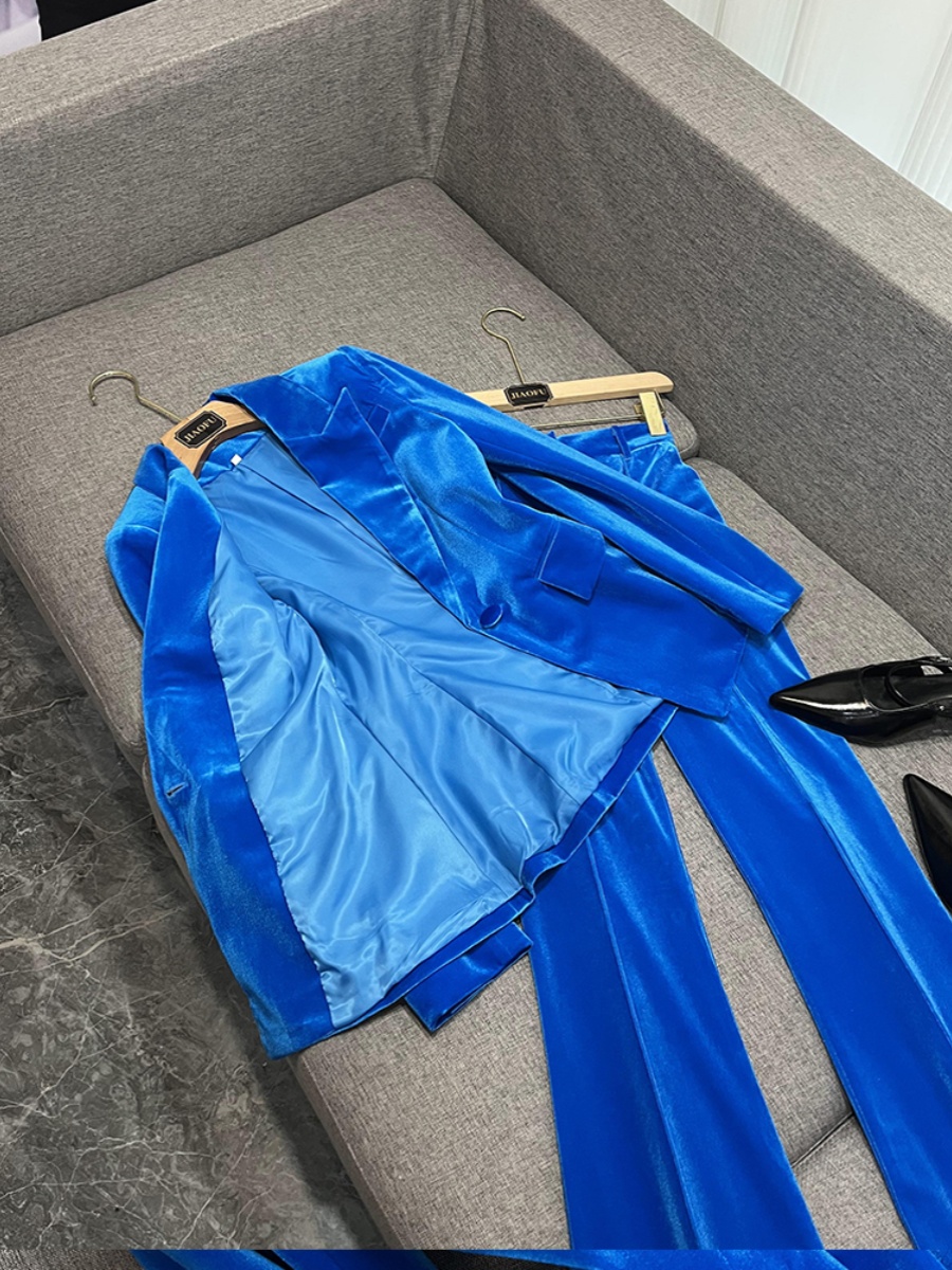 2024 Printemps Bleu Couleur Unie Deux Pièces Pantalons Ensembles Manches Longues Revers Cranté Velours Blazers À Boutonnage Haut + Pantalon Flare Pantalon Ensemble Deux Pièces Costumes O4J152525