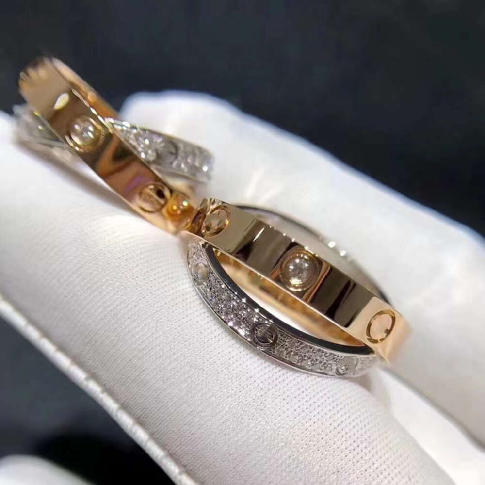 High version v gold High Version Hot Selling Two in One Couple Ring with Gold Plating, Fashionable Personalized Index Finger, Light Luxury and Niche Design Sense