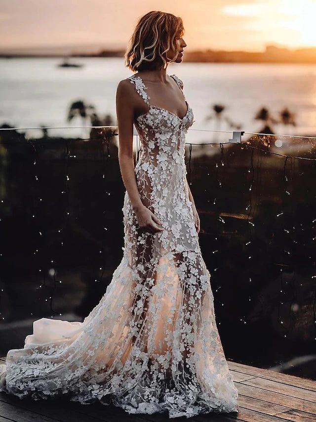 Suknie ślubne syreny wiejskiej seksowne koronkowe aplikacje kryształowe koraliki suknie ślubne zamiatanie pociągu