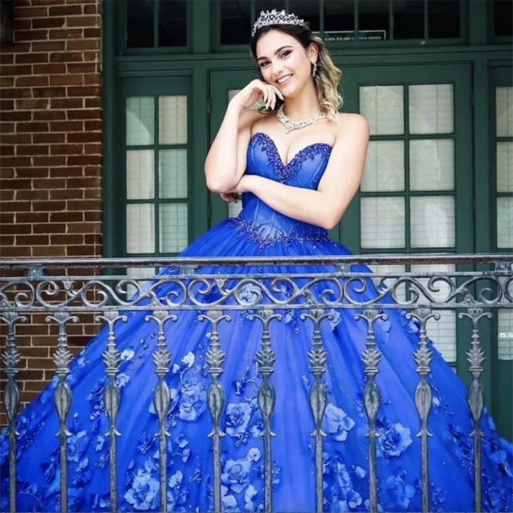 2024 Sexy Princesse Bleu Royal Quinceanera Robe De Bal Robes 3D Fleurs Florales Chérie Dentelle Appliques Perles 16 Longue Puffy Tulle Plus Taille Fête Robes De Soirée