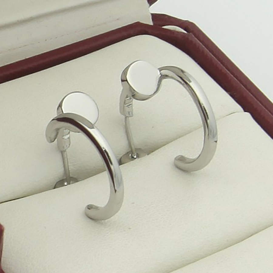 럭셔리 18k 골드 이어링 디자이너 귀걸이 네일 스터드 이어링 디자이너 여성 절묘한 단순한 패션 다이아몬드 후프 귀걸이 레이디 Moissanite Earrings Jewelry