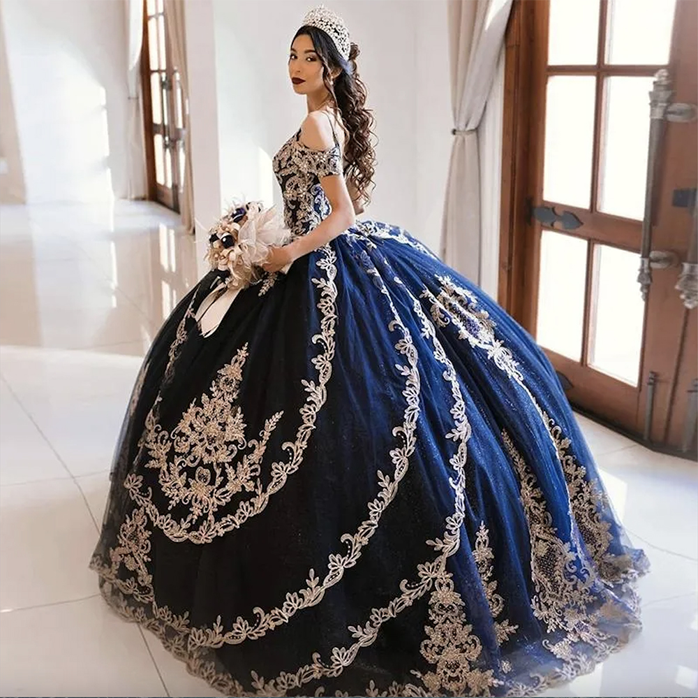 2024 Sexy Navy Blue Bling Quinceanera Dresses Ball Offts Thoulder Gold Embroidery Lace Crystal Beads Sequed Sweet 16 Vestido de 15 Anos Party Prom Prom Donshs