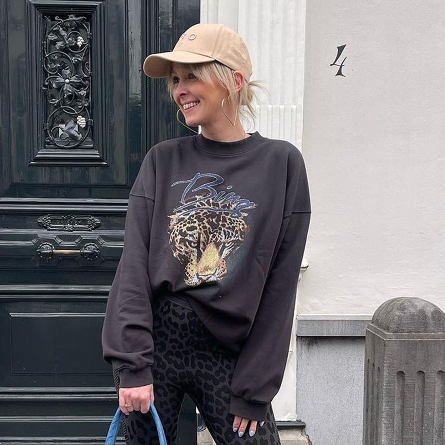 Sweat-shirt graphique imprimé tigre pour femme, manches longues, col rond, lettre brodée au dos, sweat à capuche en coton, mode nouveau streetwear, printemps 2024