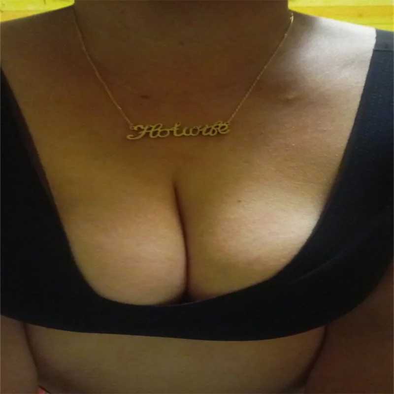 Pendant Necklaces American And European Hot Selling Hotwife A Lovely English Word As A Gift To A Friend.