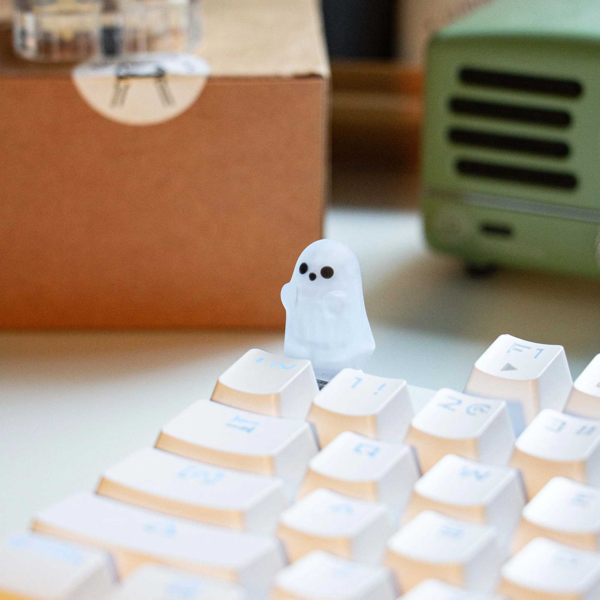 Klawiatury klawiatury spersonalizowane kluczowe krawędzi Śliczne kreskówki półprzezroczyste ghost klawisze 3D drukowane majsterkowanie trójwymiarowe mechaniczne klawiaturę Keycap Prezent YQ240123