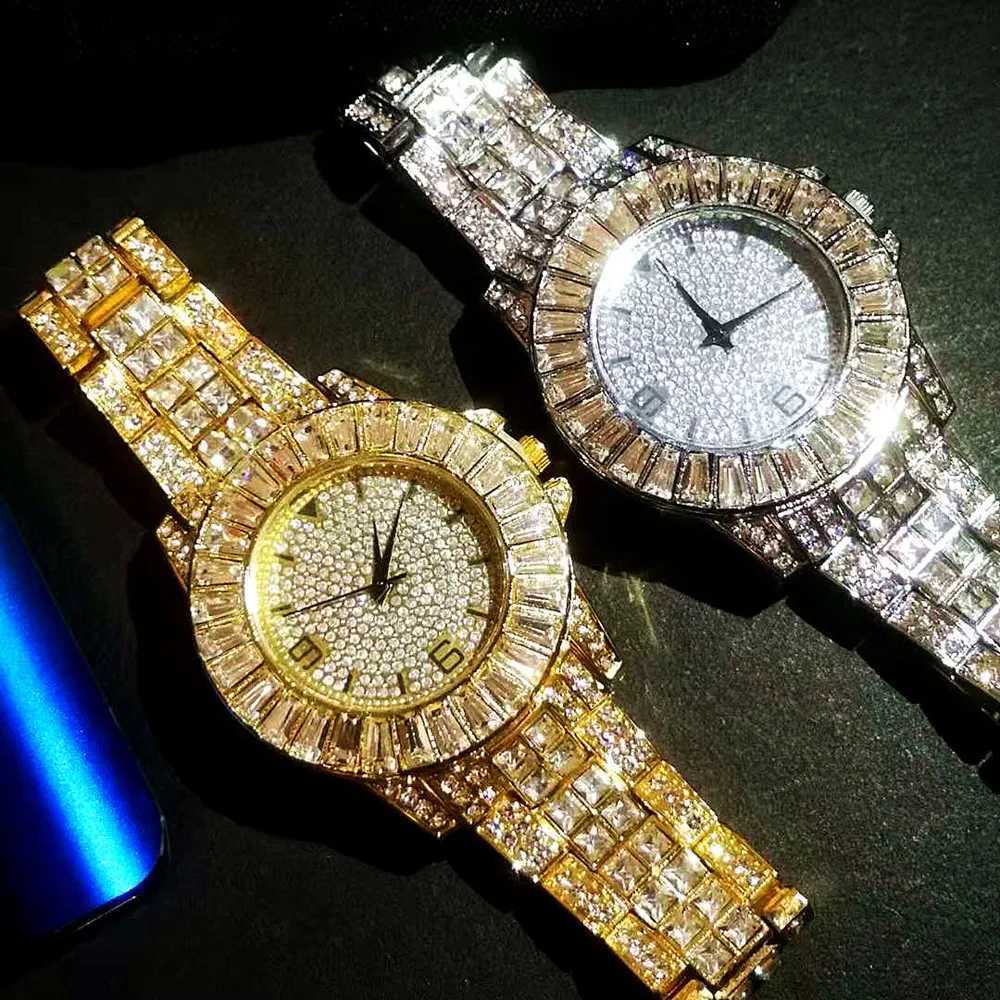 Outros 2 pçs / set Iced Out Tennis Pulseira para Homens Mulheres Luxo Pretty Fashion Bling Gold Ladies Mulheres Relojes Para Mujer YQ240122