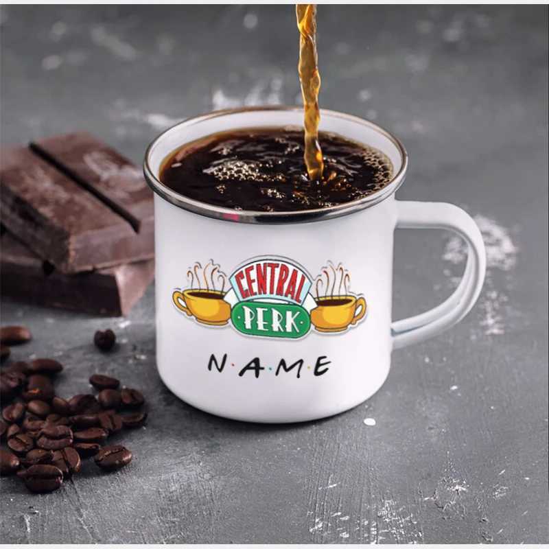 Tumblers gratis frakt Personligt namn Central Perk Design Cup 12oz Enamel Wholesale Coffee Mugg Tea Milk Cups Dropshipping