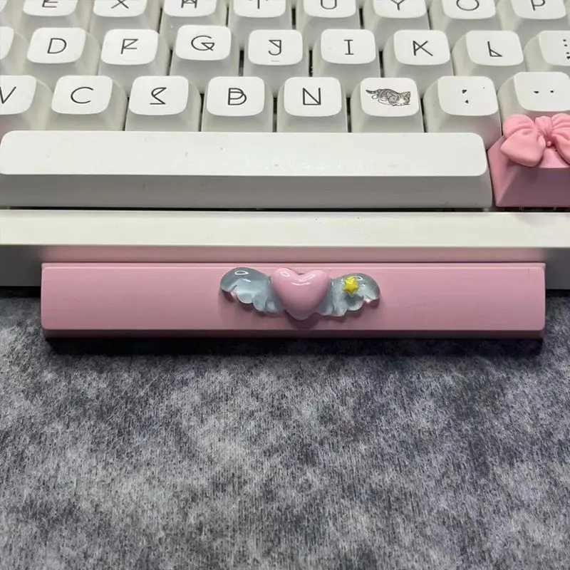 Teclados Cute Magic Love Winged Key Hat Alt Key Game Teclado Mecânico Cross Axis Pink Bow Key Hat Keycaps para teclado mecânico YQ240123