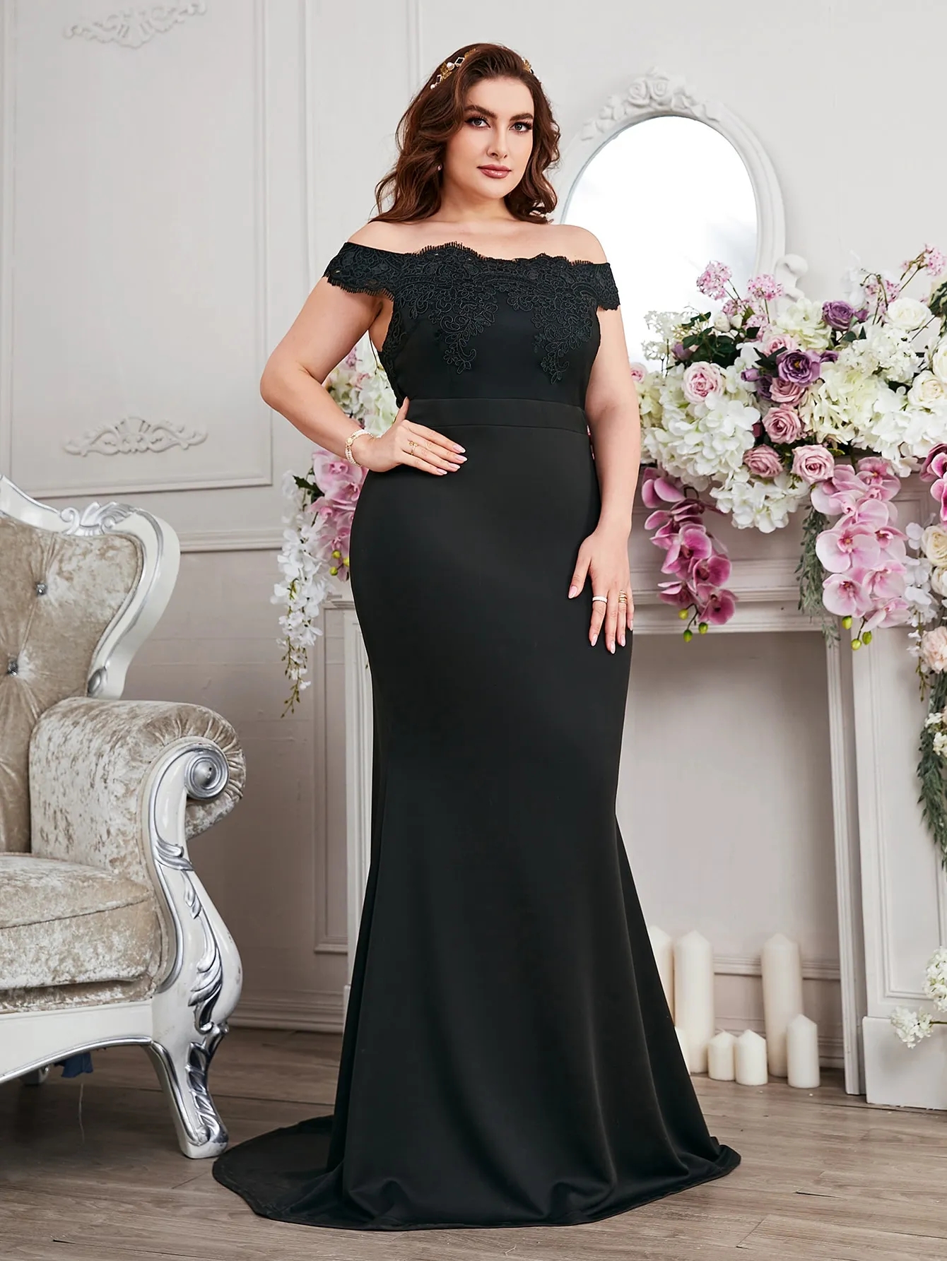 Robes de bal de taille sirène en dentelle noire pour une occasion spéciale sur l'épaule cou robes de soirée balayage train robe formelle appliquée